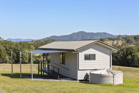 Valley Cabins By The Creek - Holiday Adelaide 1