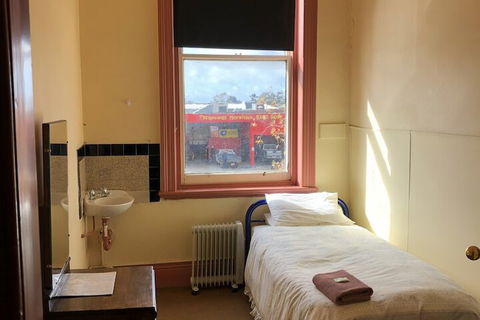 Royal Hotel - Holiday Adelaide 2