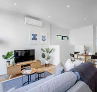 89 Fancy Doncaster Home - Holiday Adelaide
