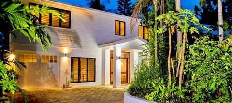 Oceans Edge Beach House At Oak Beach - Holiday Adelaide 1