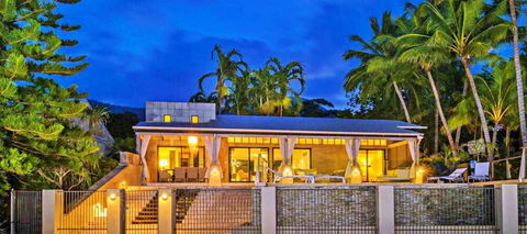 Oceans Edge Beach House At Oak Beach - Holiday Adelaide 0