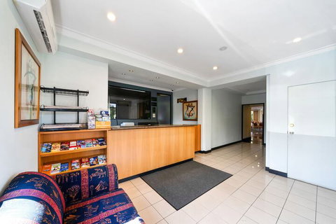 WM Hotel Bankstown - Holiday Adelaide 2