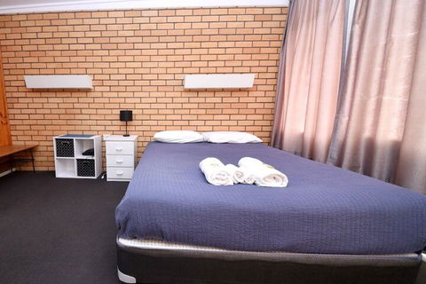 Edenhope Motor Inn - Holiday Adelaide 5