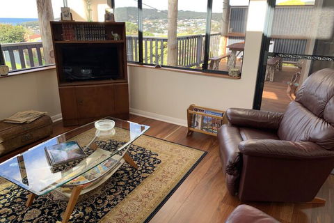 Oceans Islands & Whales - Holiday Adelaide 3