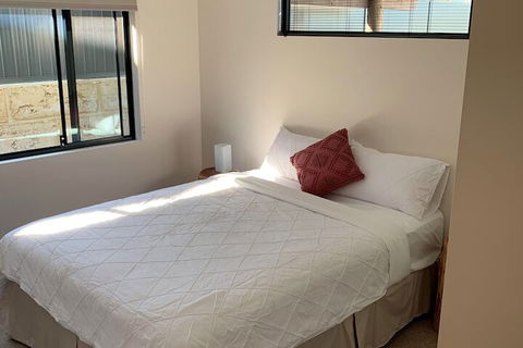 Oceans Islands & Whales - Holiday Adelaide 2