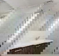 Pampas Grass Homestay - Holiday Adelaide