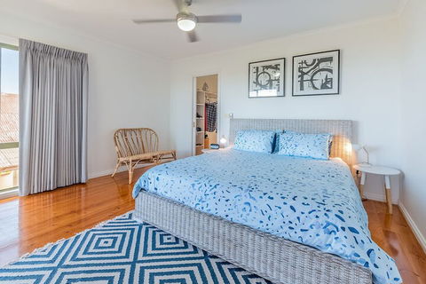 Beach Views On Beilby Free Wifi & Foxtel PET Friendly - Holiday Adelaide 6