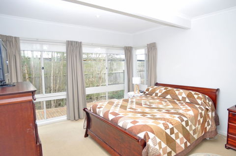 Welcome Break PET Friendly - Holiday Adelaide 2