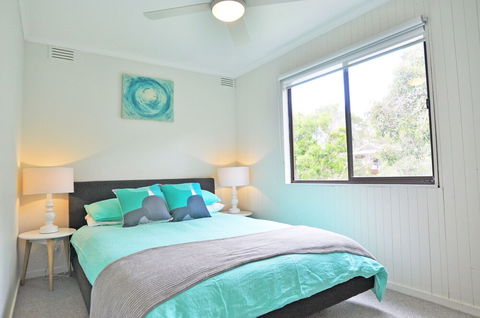 Gumnut Cottage Free Wifi & Foxtel - Holiday Adelaide 1