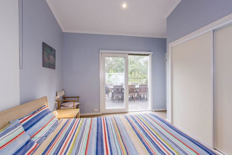 Breezes PET Friendly - Holiday Adelaide 1