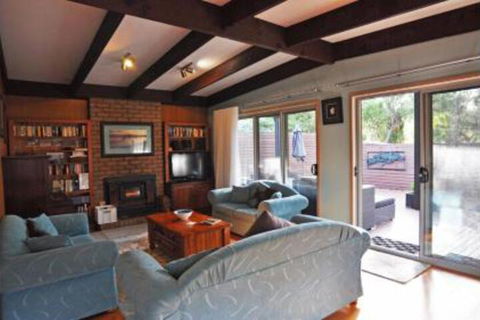 Surf Plazu PET Friendly - Holiday Adelaide 2