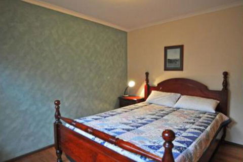 Surf Plazu PET Friendly - Holiday Adelaide 4