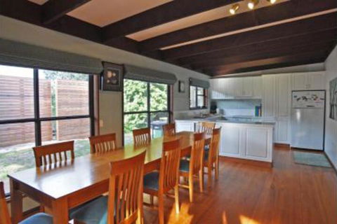 Surf Plazu PET Friendly - Holiday Adelaide 7