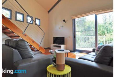 Surf Sounds Free Wifi PET Friendly Surf Side! - Holiday Adelaide 7