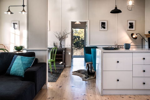 Table Hill Cottage - Holiday Adelaide 3