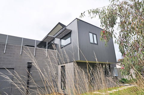 Luxe Townhouse 2 Inlet Side - Holiday Adelaide 0