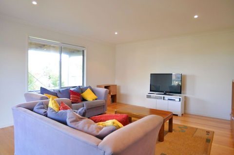 Chiaro Villa Surf Side - Holiday Adelaide 4