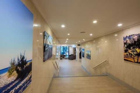 Heart Of Surfers Paradise Ocean Views - Holiday Adelaide 5