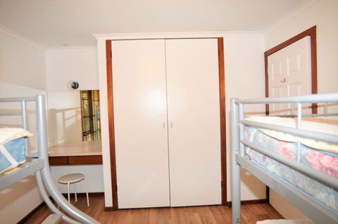 Palm Waters 4 PET Friendly - Holiday Adelaide 1