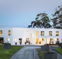 Paradise Point Tamar Valley Residence with Pool