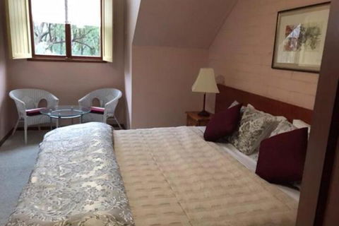 Girraween Country Inn - Holiday Adelaide 3