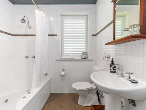 Broughton Mill Farm Guesthouse Berry - Holiday Adelaide 4