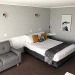 Country Roads Motor Inn - Holiday Adelaide 0