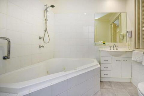 Aqualuna Beach Resort Unit 25 - Holiday Adelaide 3