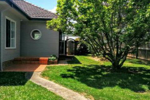 Magnolia Corner - Holiday Adelaide 4