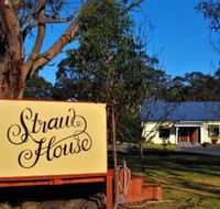 Straw House Farm B  B - Holiday Adelaide