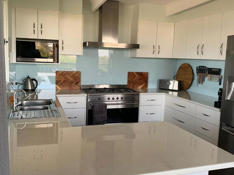 Longbeach House - Holiday Adelaide 4