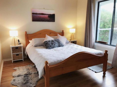 Magic Beach Cottage - Holiday Adelaide 4
