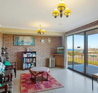 Grandview Apartment Ocean Views - Holiday Adelaide