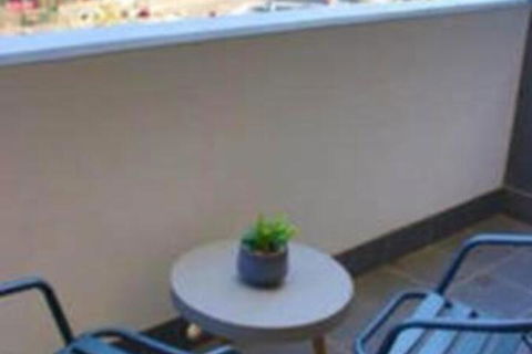 Liverpool New Apt 2BR & 2Bath - Holiday Adelaide 7