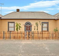 Robinson Cottage - Holiday Adelaide