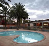 Seasons Hotel Newman - Holiday Adelaide