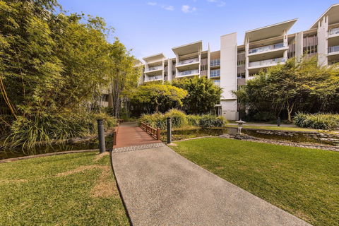 Oaks Brisbane Mews Suites - Holiday Adelaide 2