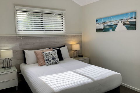Apollo Bay Waterfront Motor Inn - Holiday Adelaide 3