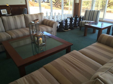 Views Pet Friendly Hotel â€“ Cape Schanck - Holiday Adelaide 4