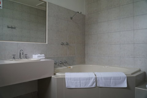 Melaleuca Lodge - Holiday Adelaide 4