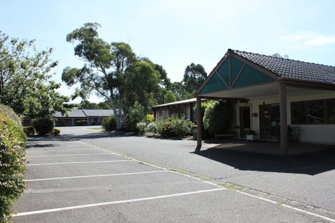 Melaleuca Lodge - Holiday Adelaide 0