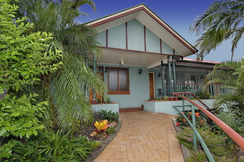 McNevins Loganholme Motel - Holiday Adelaide 1
