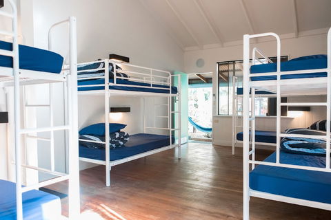 Wake Up! Byron Bay - Holiday Adelaide 3