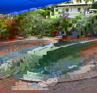 Coconut Grove Holiday Apartments - Holiday Adelaide