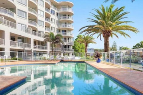 Kirra Beach Apartments - Holiday Adelaide 0
