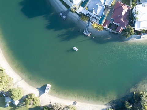 Nomads Noosa Backpackers Hostel - Holiday Adelaide 2