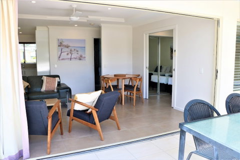 Noosa River Palms - Holiday Adelaide 4