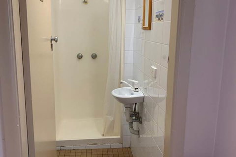 Burwood Bed And Breakfast - Holiday Adelaide 5