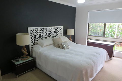 Coffs Harbour Holiday Apartments - Holiday Adelaide 2