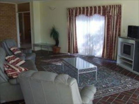 Ambience Holiday Apartments - Holiday Adelaide 1